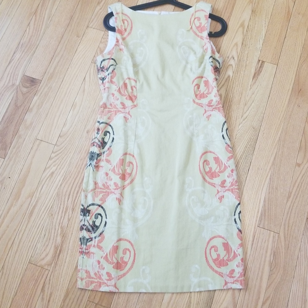 London Times Sz. 8 Tan with cute print shift dress